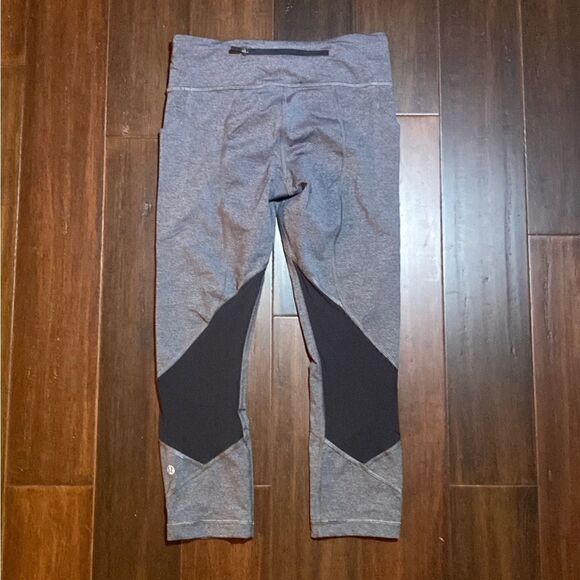 Lululemon Ladies Leggings  - Picture 6 of 6